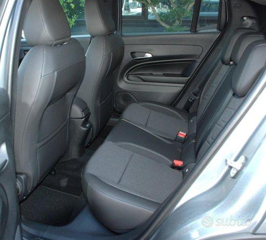 JEEP Avenger 1.2 Turbo 110 CV MHEV LONGITUDE AUT