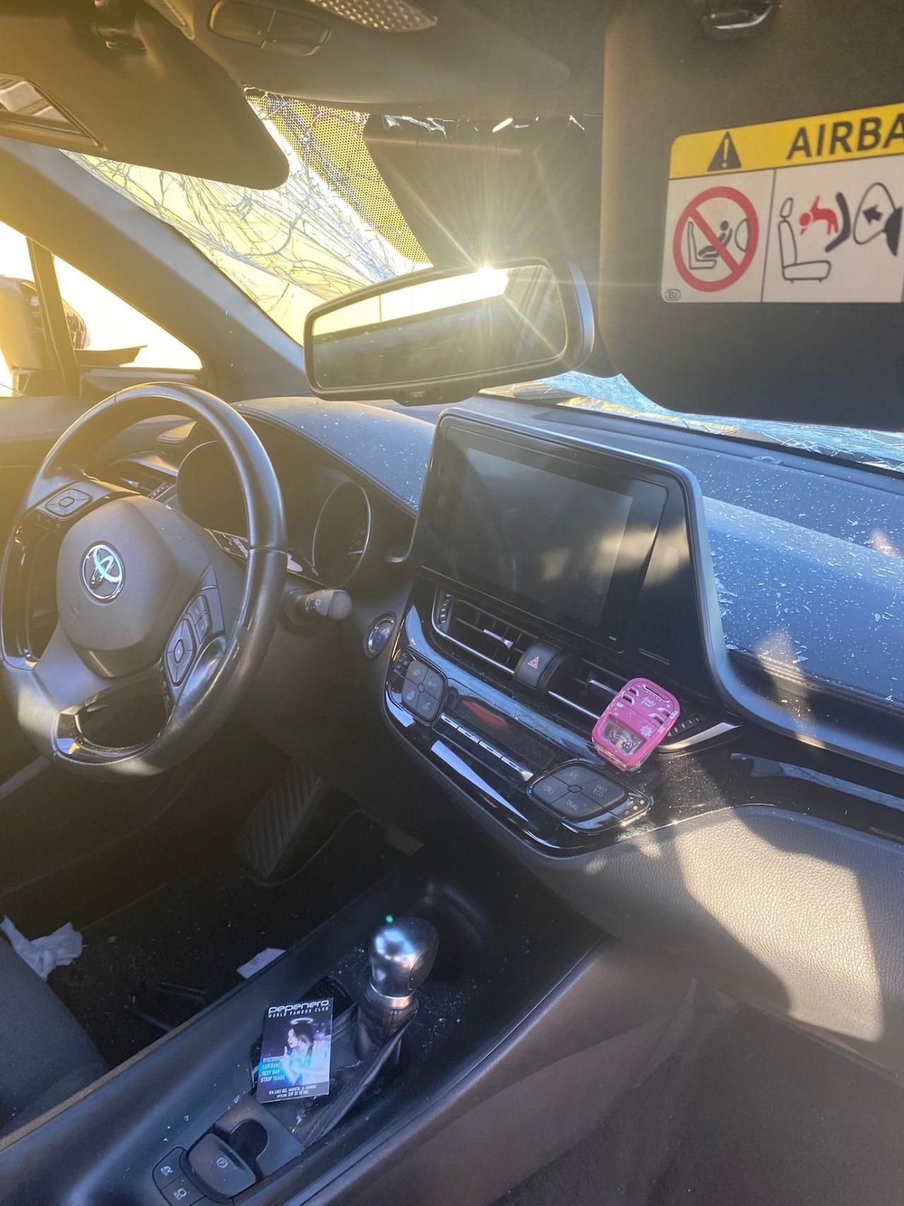 Toyota C-HR 1.8 Hybrid E-CVT Active INCIDENTATA