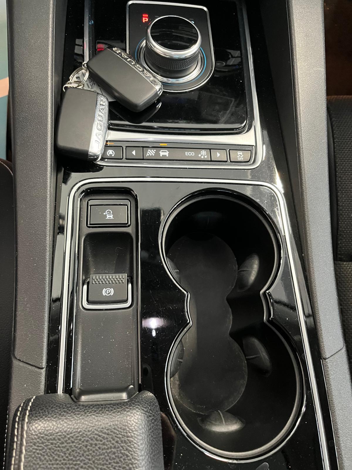 Jaguar F-Pace 2.0d R-Sport awd 180cv auto