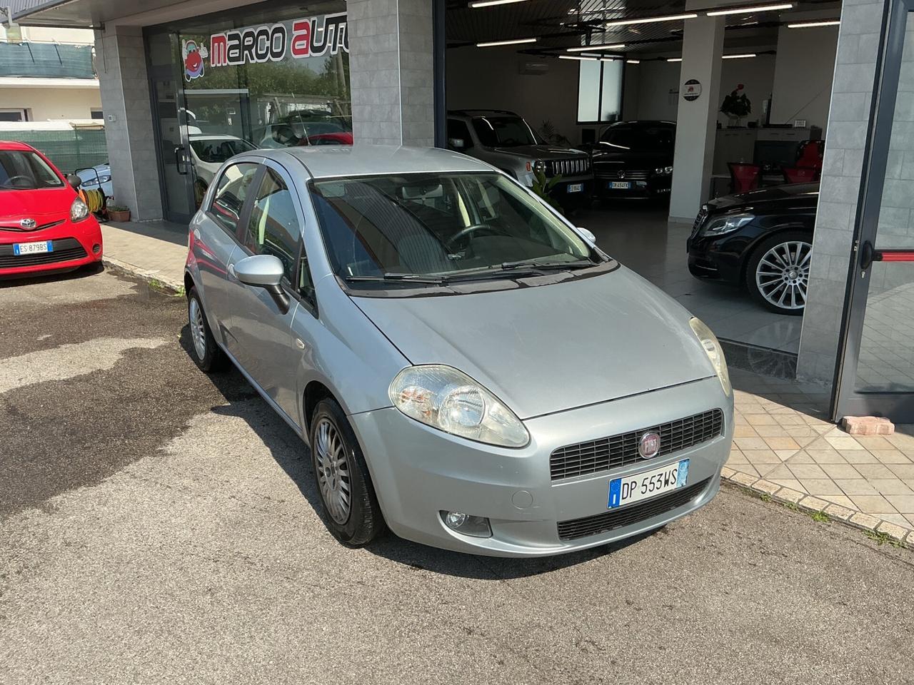Fiat Grande Punto 1.2 Benzina Neopatentati