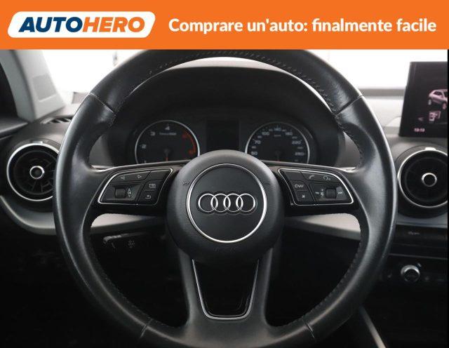 AUDI Q2 30 TDI Business Design