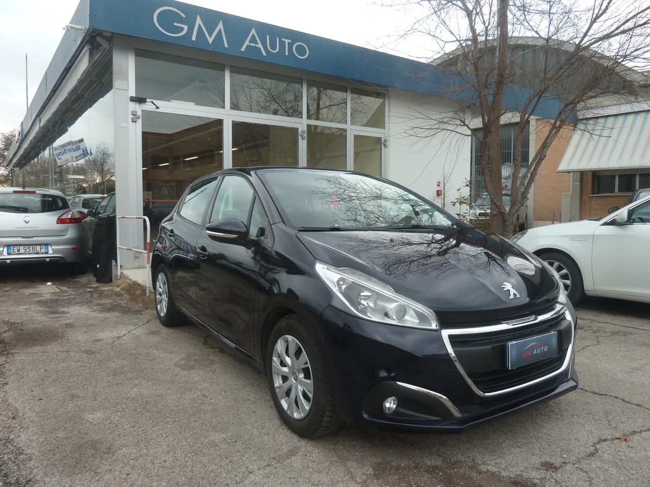 Peugeot 208 PureTech 82 CV 5 p. Ok Neopatentati