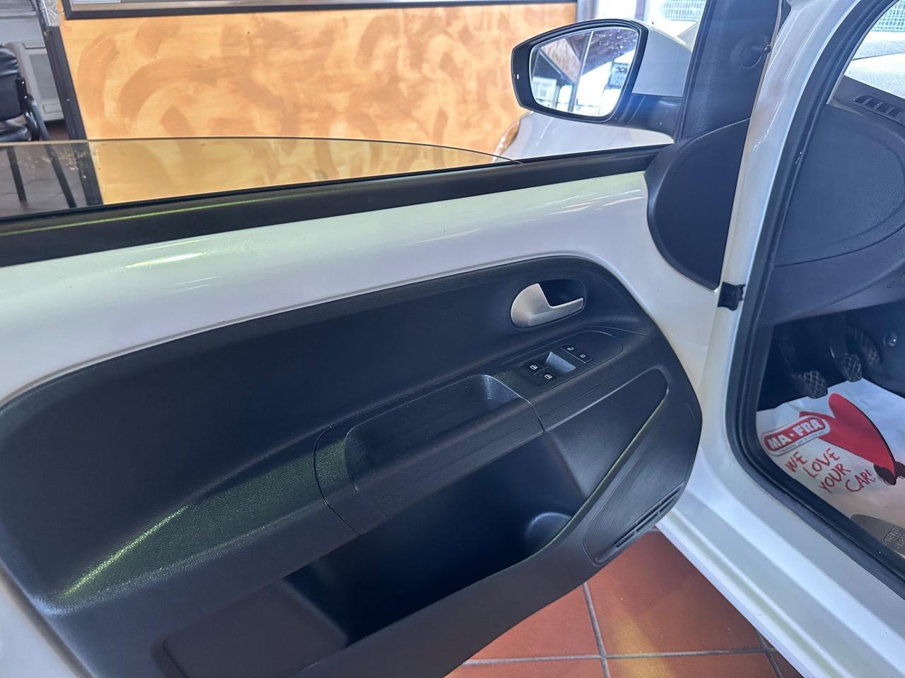 Volkswagen up! 1.0 5p. eco moveTechnology metano