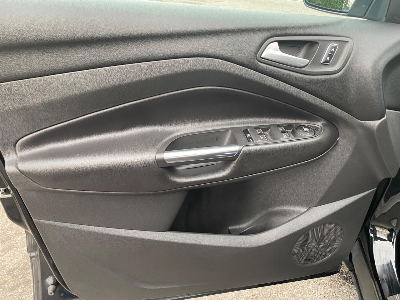 Ford Kuga 2.0 TDCI 163 CV 4WD Powershift Titanium