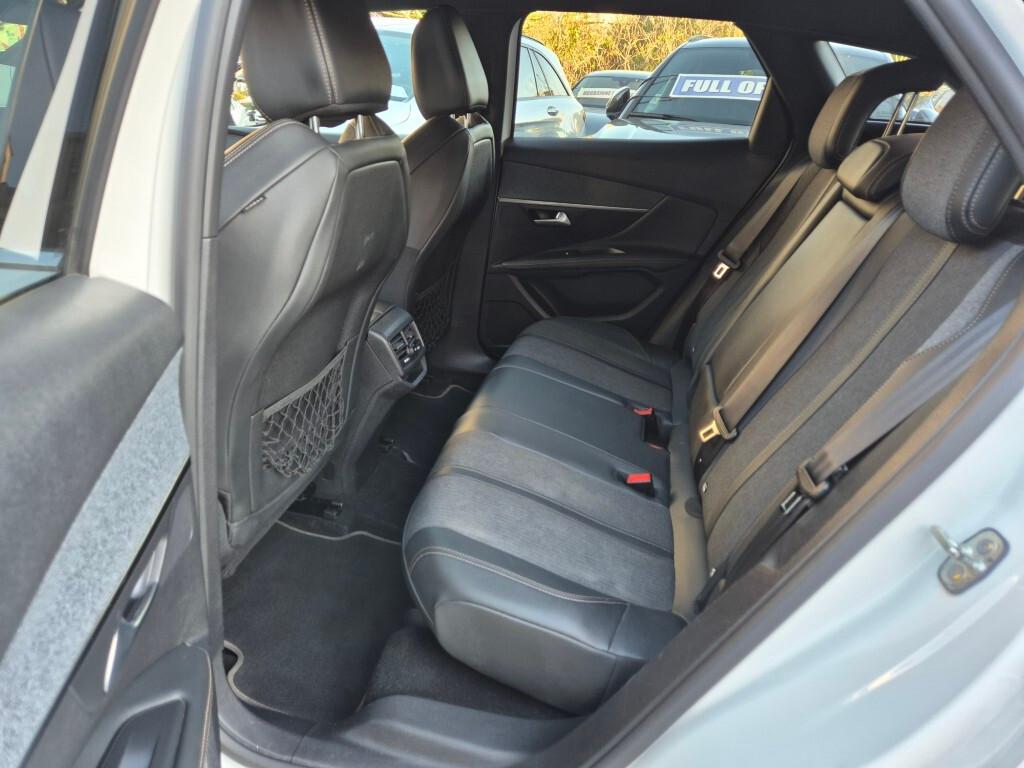 Peugeot 3008 GT-LINE EAT8 BlueHDi 130CV