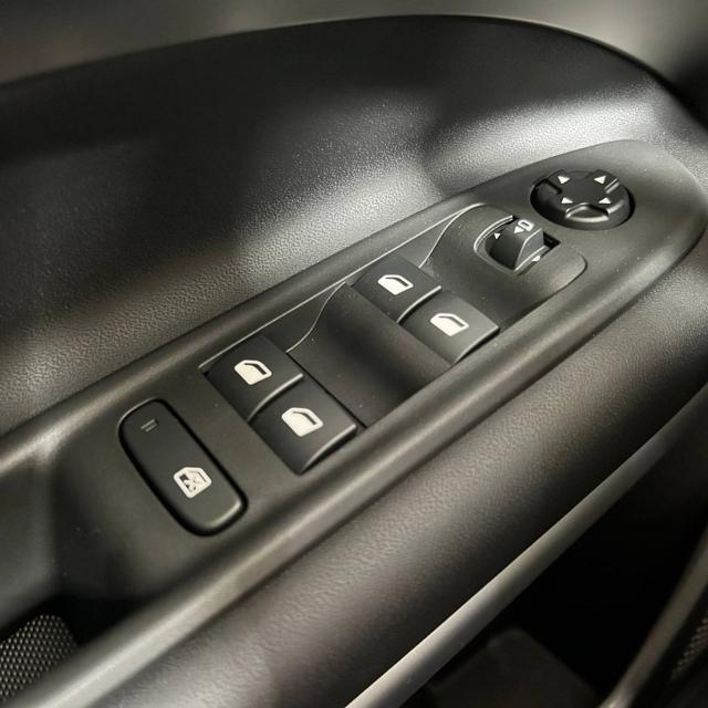 JEEP Avenger 1.2 Turbo MHEV Summit