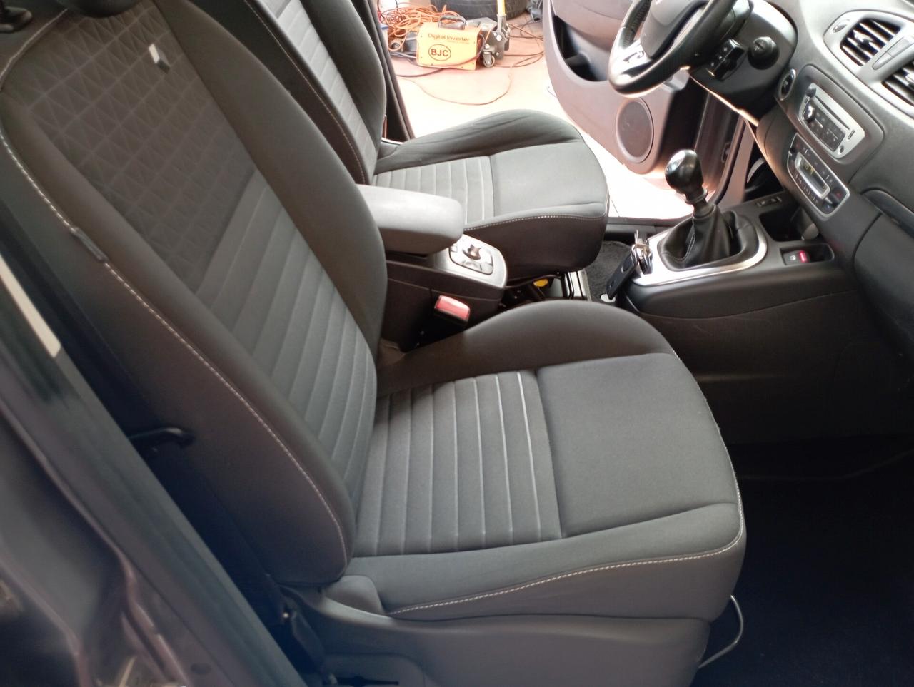 Renault Scenic Scénic XMod 1.5 dCi 110CV NEOPATENTATI OK