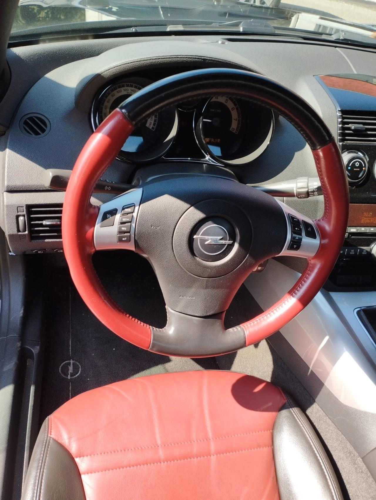 Opel GT 2.0 turbo 16v roadster c/pelle 260cv