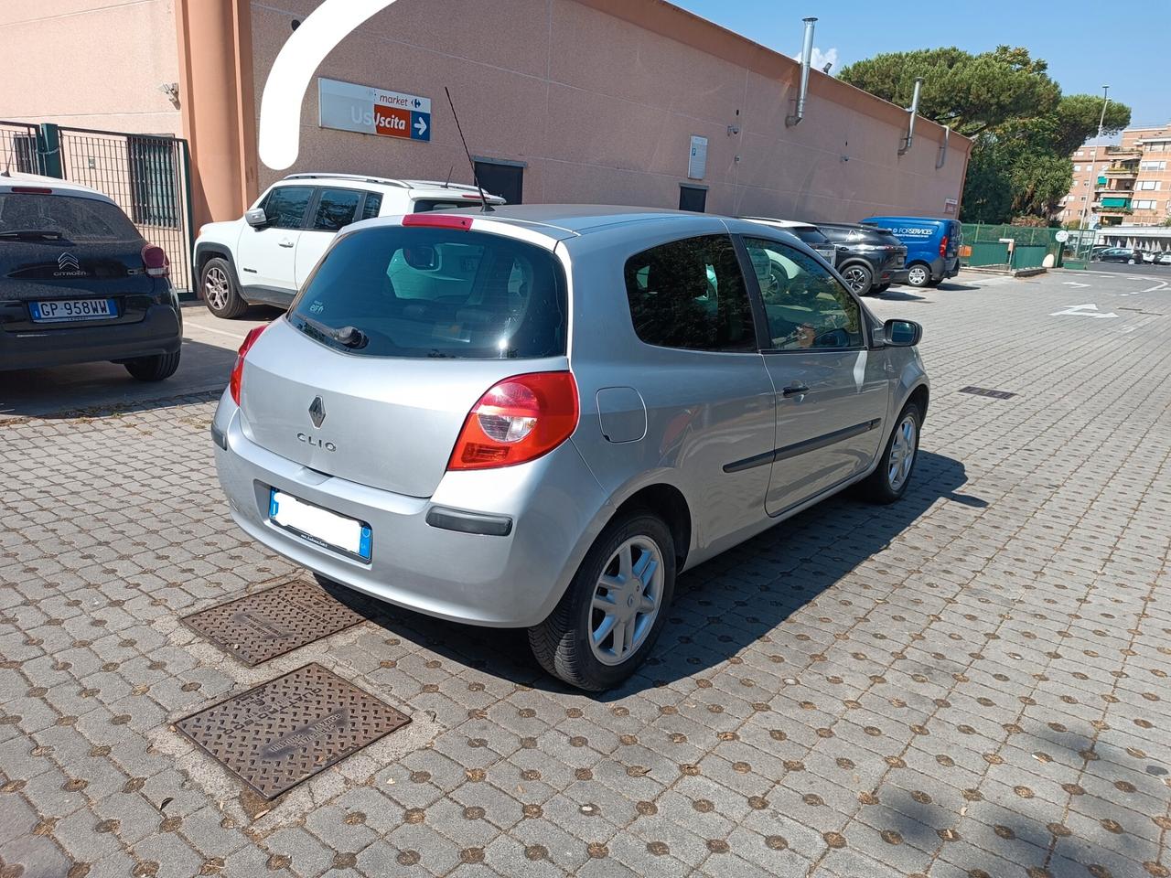 Renault Clio 1.2 16V 3 porte Dynamique