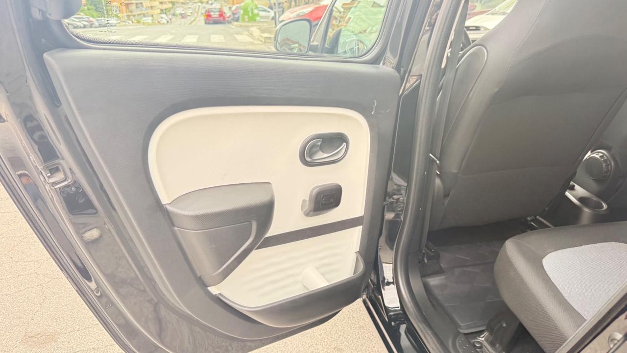 Renault Twingo TCe 90 CV EDC La Parisienne LED PDC BLUETOOTH