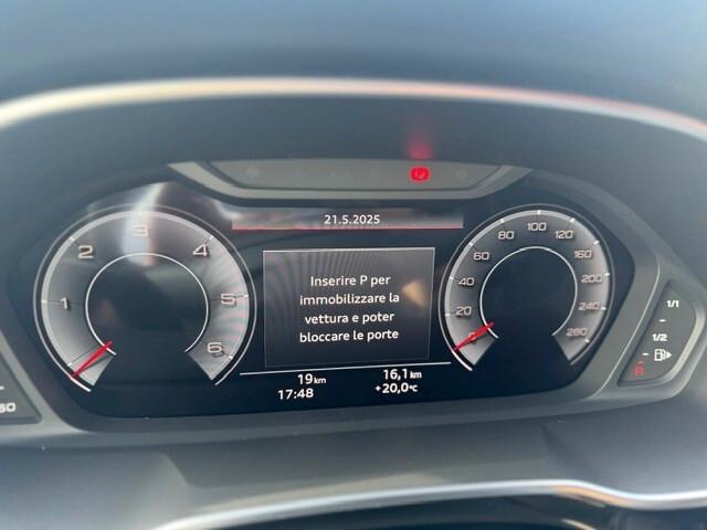 Audi Q3 SPB 40 TDI quattro S tronic S line edition km 0