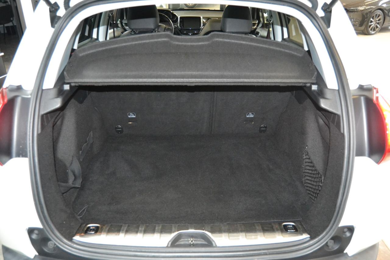 Peugeot 2008 BlueHDi 120 GT-Line Navi/Tetto