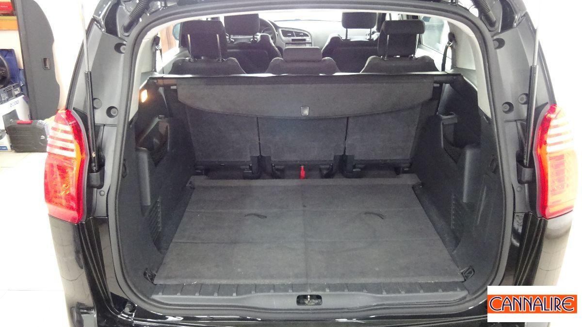 PEUGEOT - 5008 - 1.6 8V e-HDi 112CV S.&S. c.r. Fel.