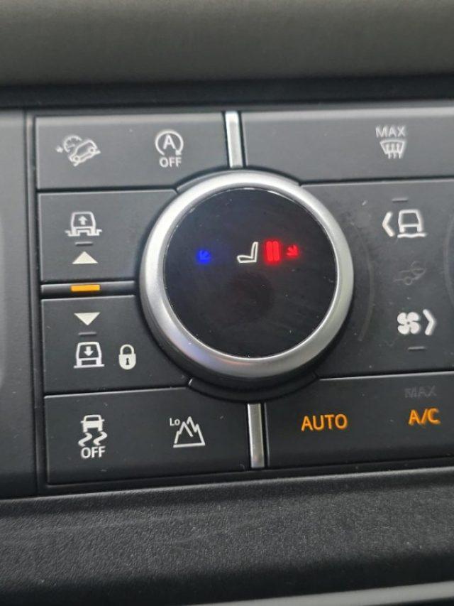 LAND ROVER Defender 110 3.0D I6 200 CV AWD Auto X-Dynamic SE