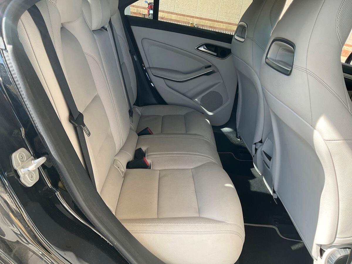 Mercedes-benz CLA 200d PREMIUM AMG line - GARANZIA 24 MESI