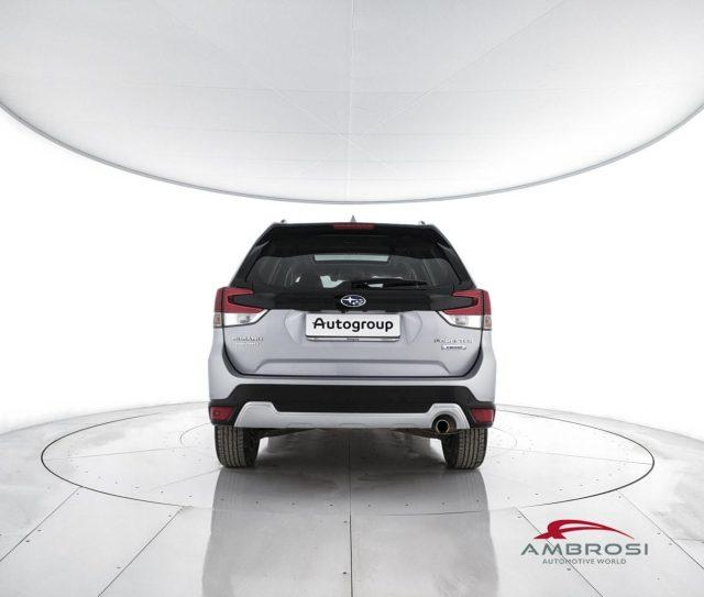 SUBARU Forester 2.0i e-boxer Premium lineartronic