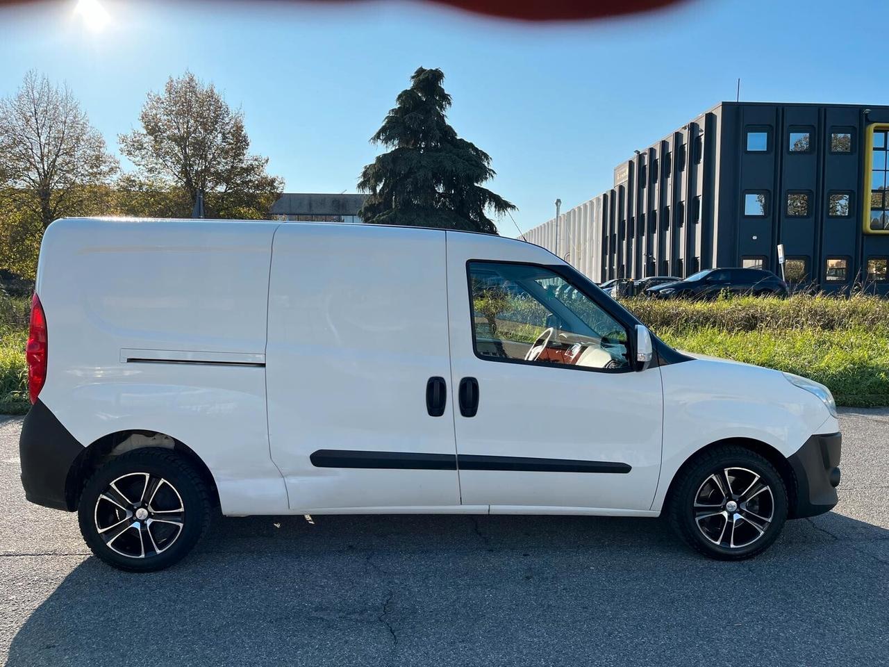 FIAT DOBLO' ** IVA** ** GANCIO TRAINO **