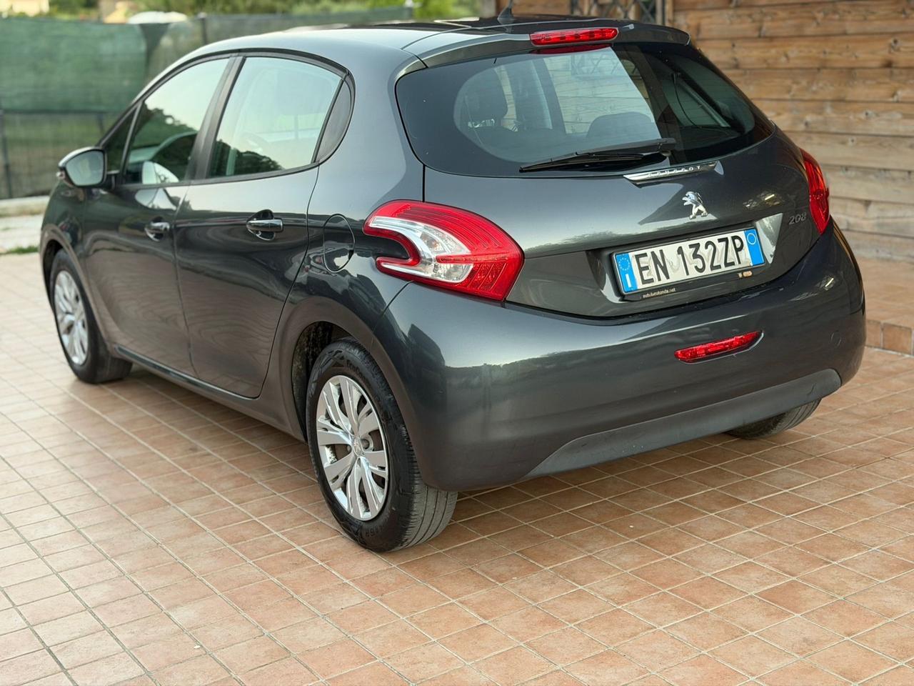 Peugeot 208 1.4 HDi 68 CV 5 porte Access