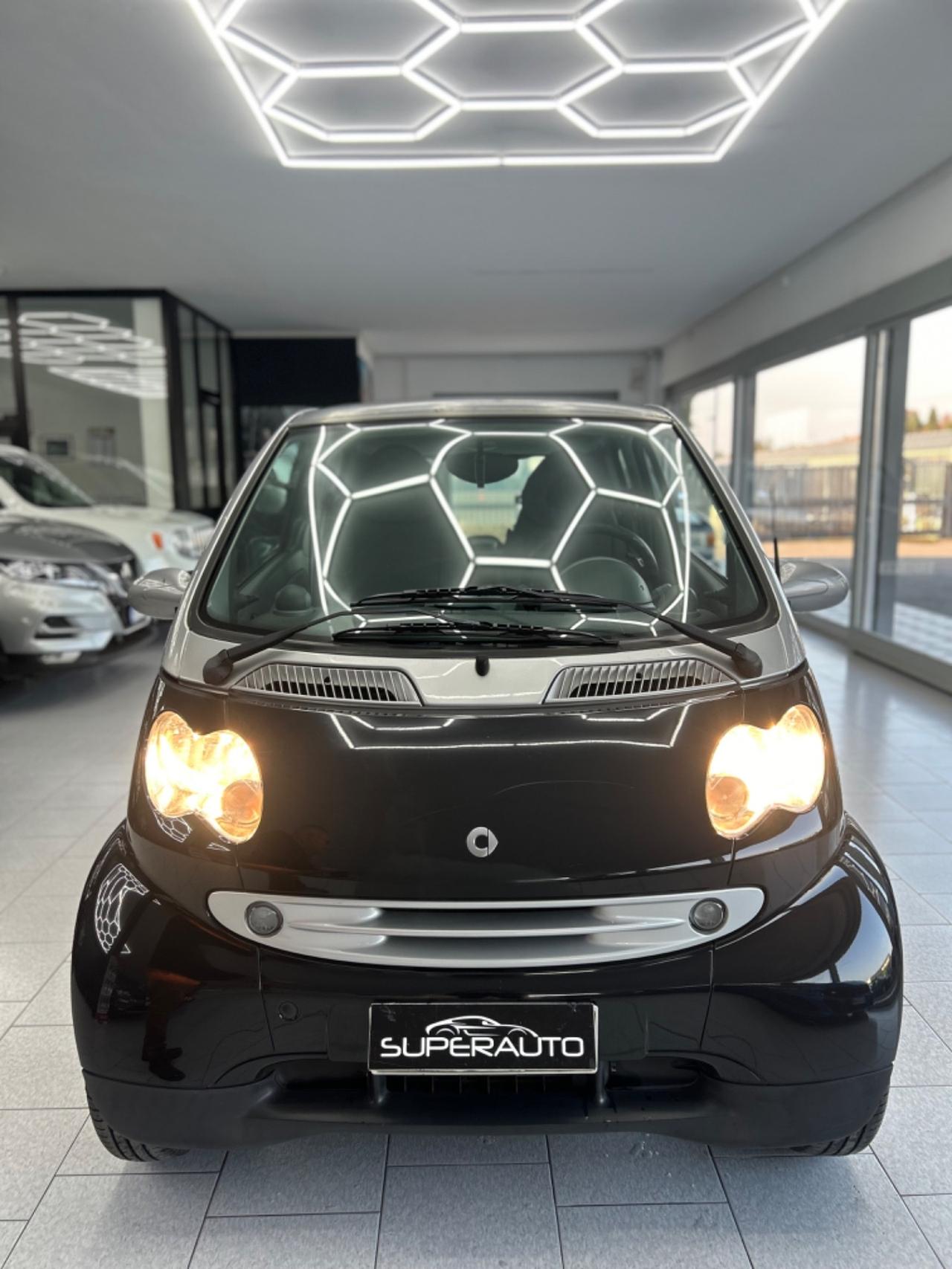 Smart fortwo 700 coupe grandstyle