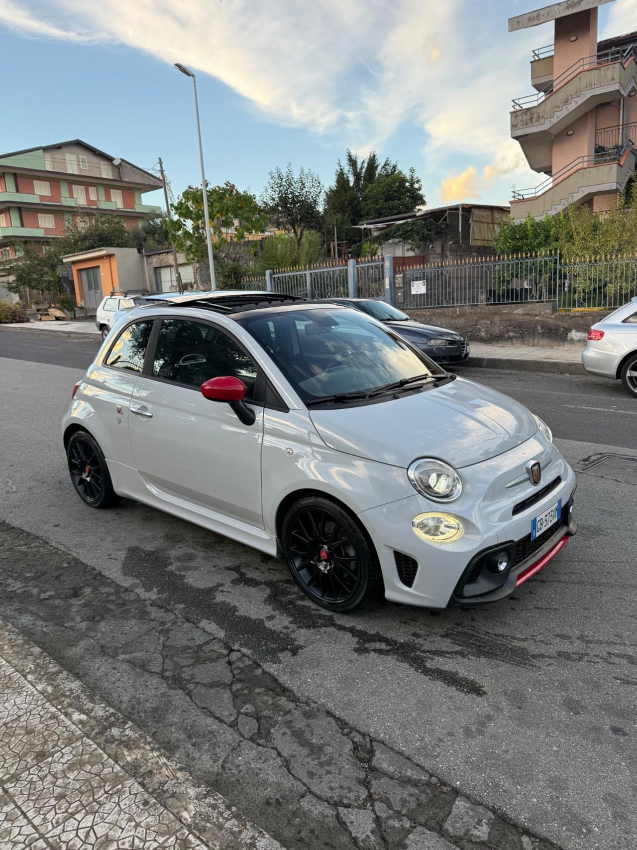 Abarth 595 1.4 Turbo T-Jet 165 CV Turismo