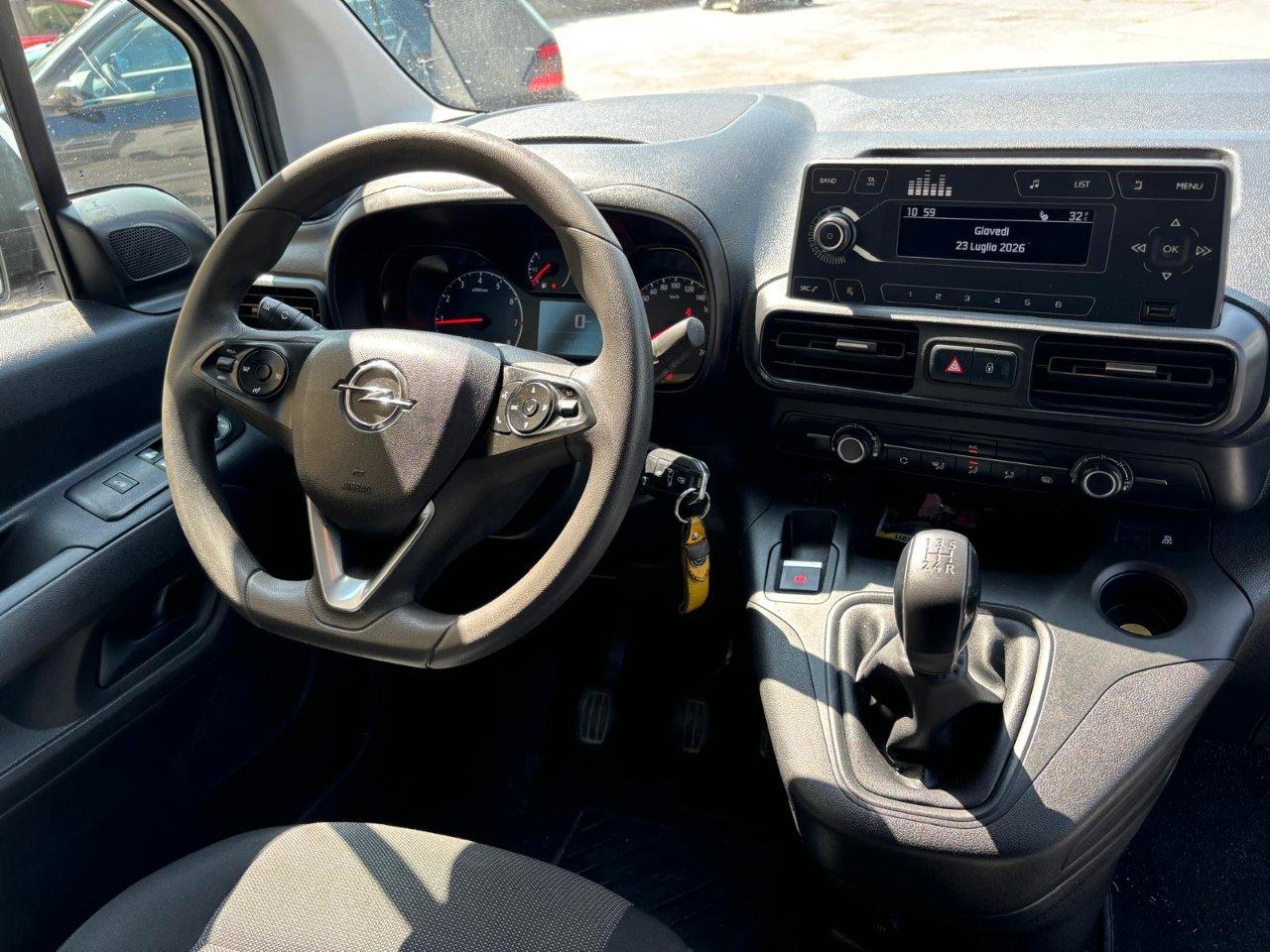 OPEL Combo cargo 1.5d 100cv L2H1 Essentia mt6 IVA ESPOSTA