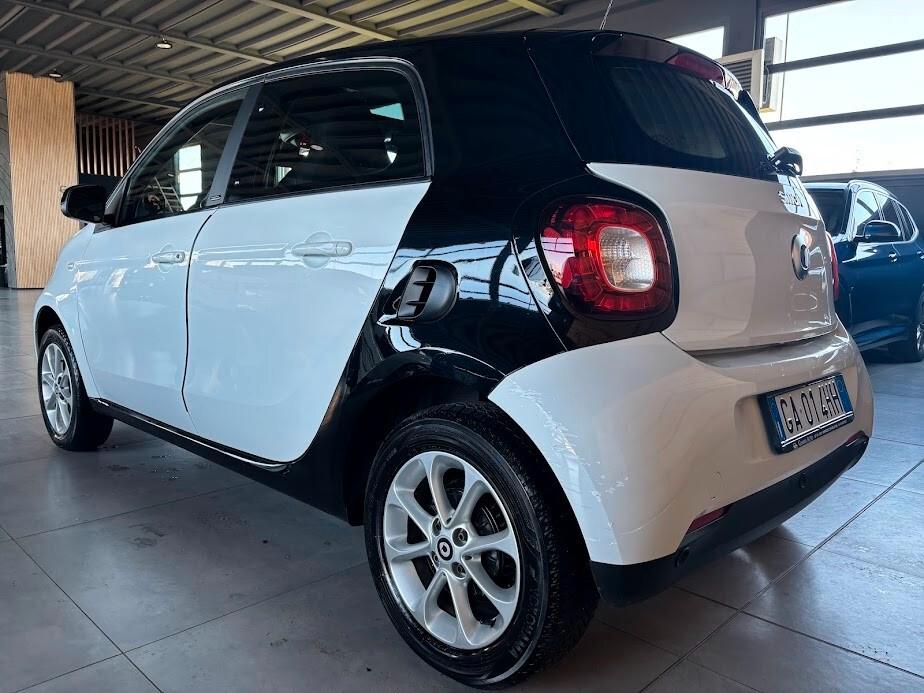 Smart ForFour 90 0.9 Turbo Passion 90CV NEOPATENTATI