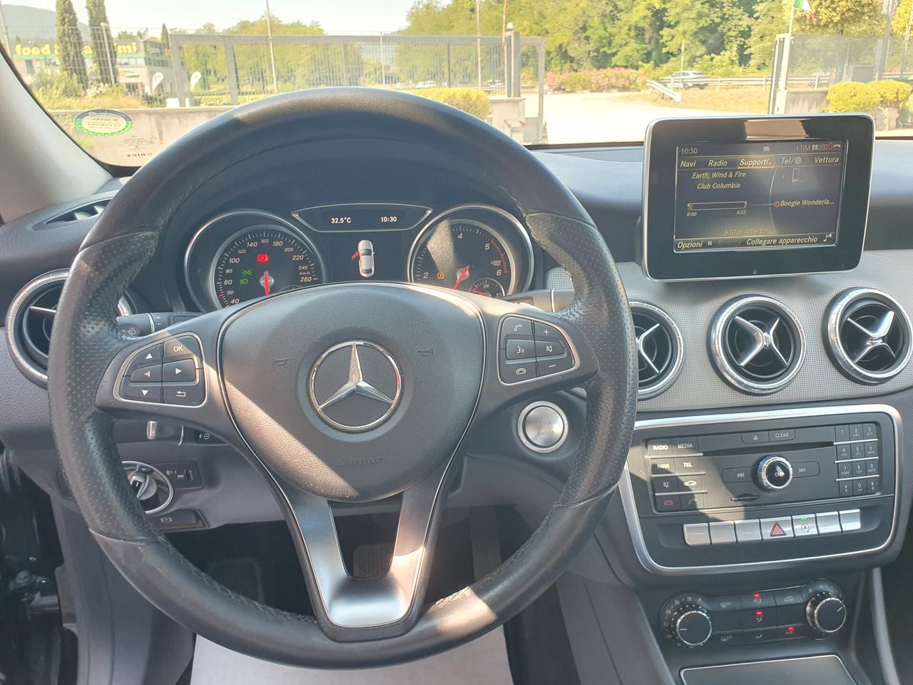 Mercedes-benz CLA 200 d Sport