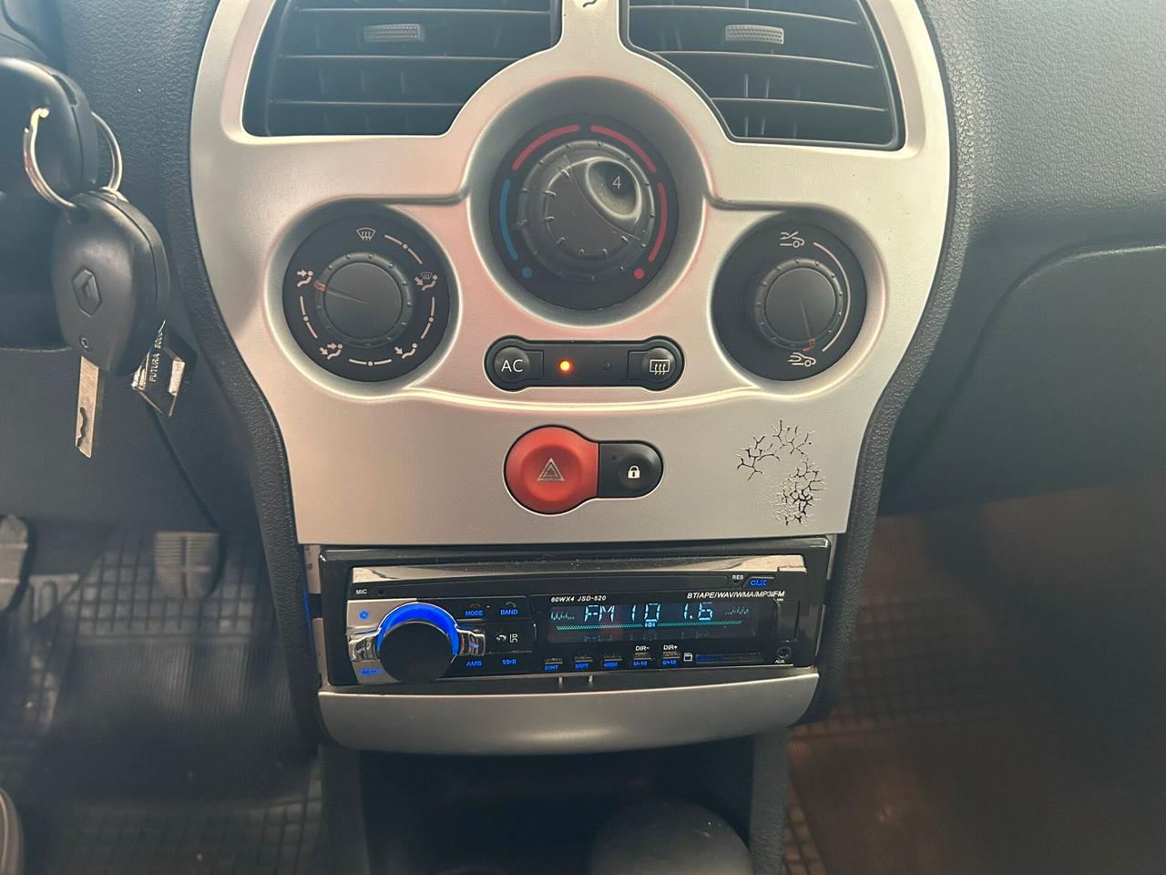 Renault Modus 1.5 dCi 70CV Neopatentati