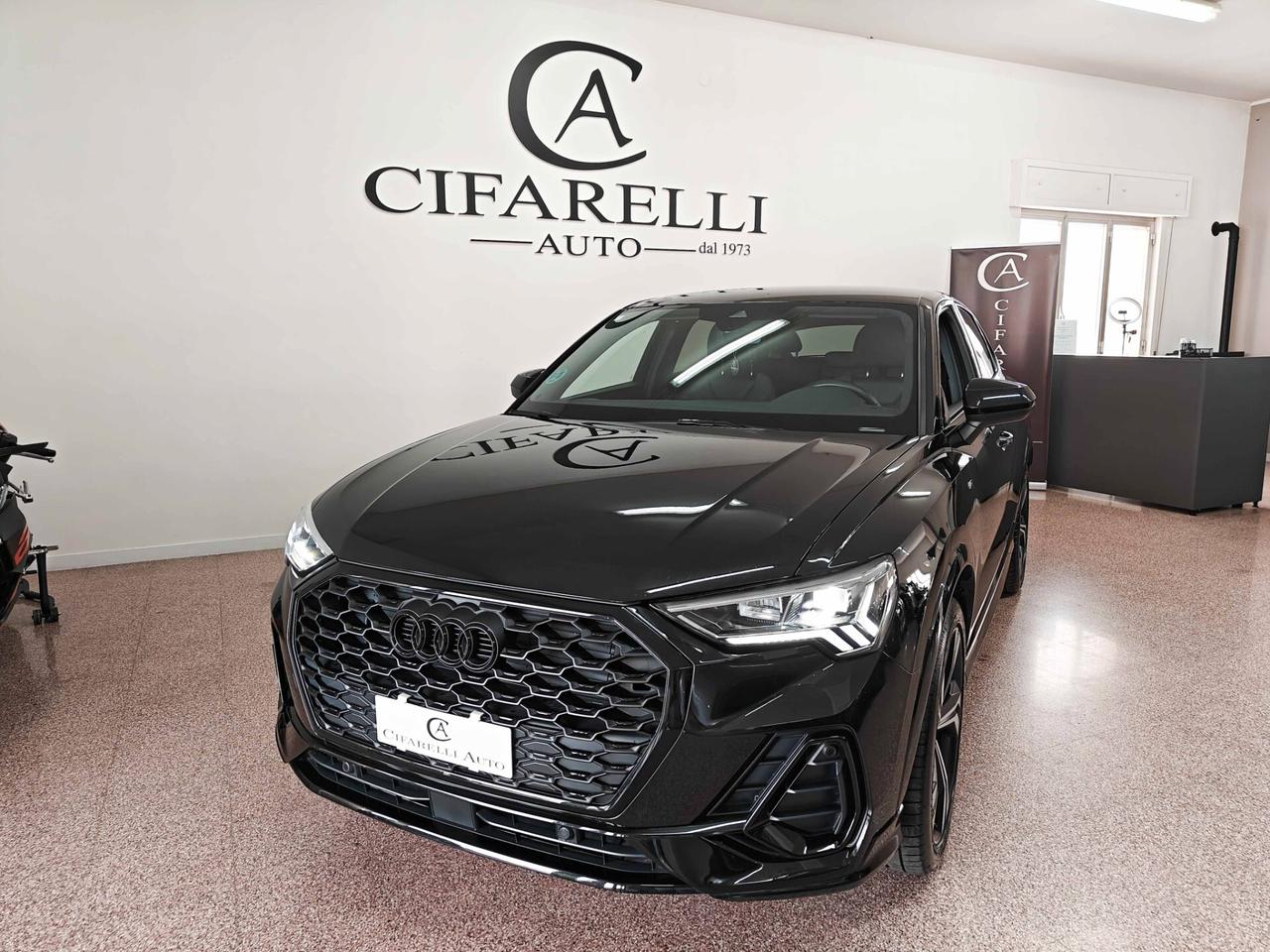 Audi Q3 SPB 35 TDI S tronic Identity Black S-Line