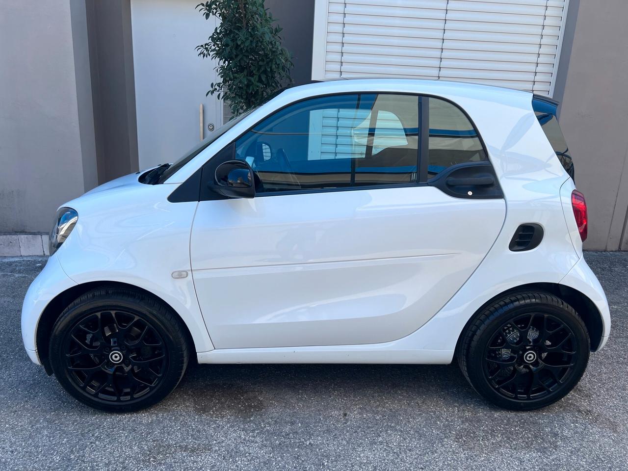 Smart ForTwo 1.0 Passion 71cv twinamic AUTOM. TETTO PANPELLE
