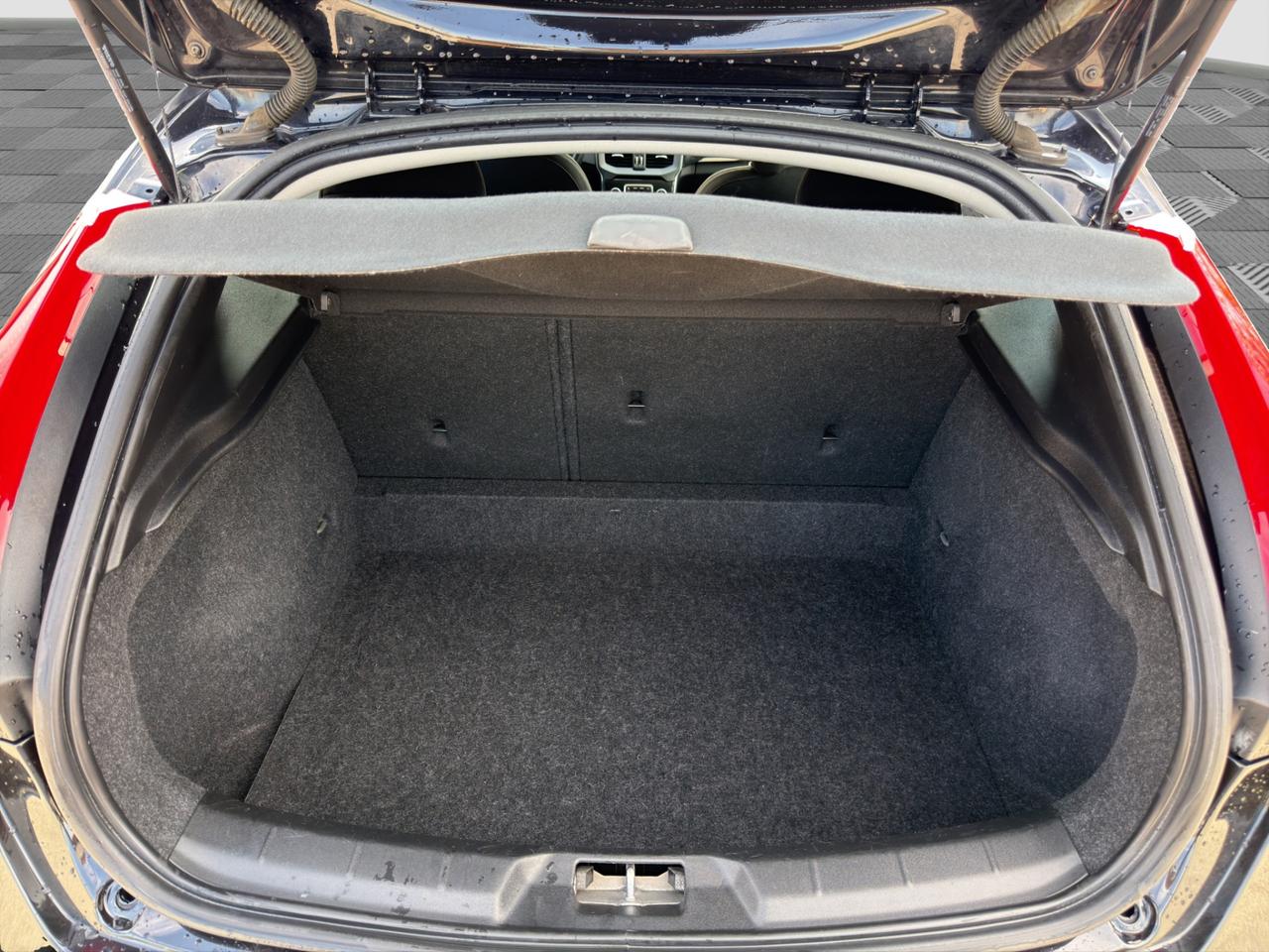 VOLVO V40 D2 Business