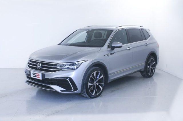 VOLKSWAGEN Tiguan Allspace 2.0 TDI 200 CV SCR DSG 4MOTION R-Line Tetto/Matrix