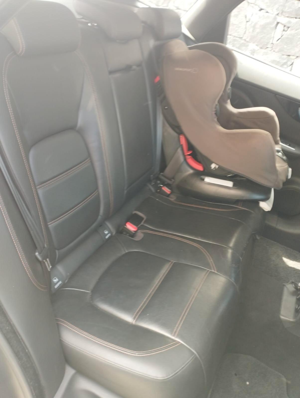 Jaguar F-Pace 3.0 D V6 300 CV AWD aut. Prestige