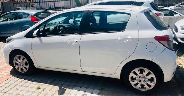 Toyota Yaris 1.0 5 porte Lounge