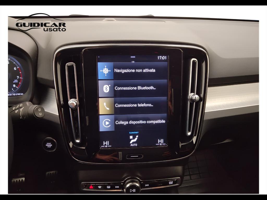 VOLVO XC40 - XC40 1.5 t2 Momentum Core my21