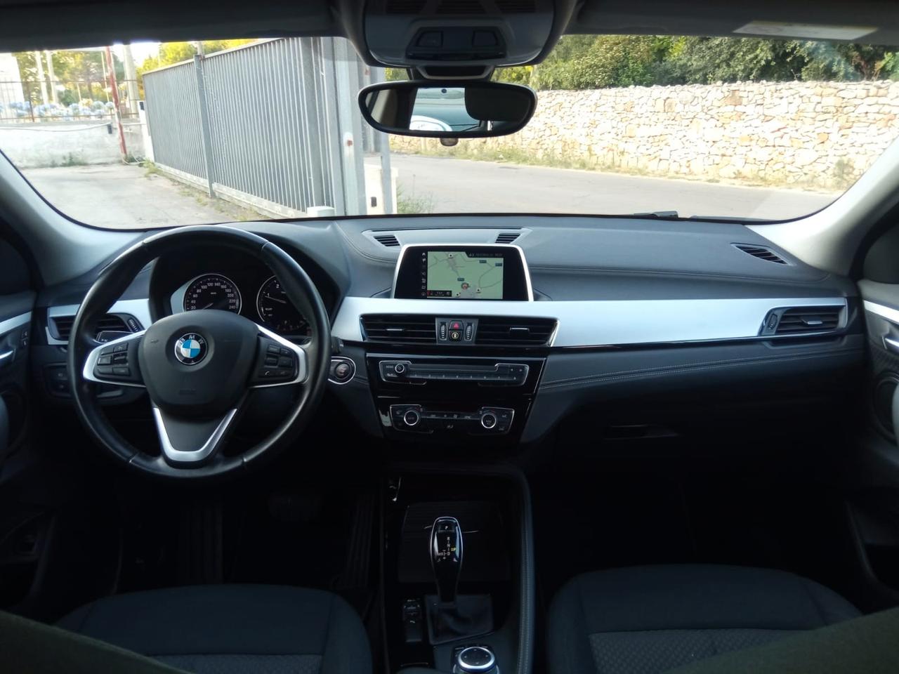 Bmw X2 sDrive18d Advantage Steptronic