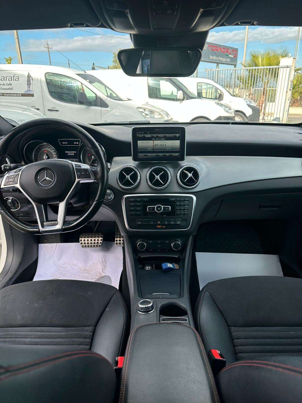 Mercedes-benz GLA 200 CDI Automatic 4Matic Premium