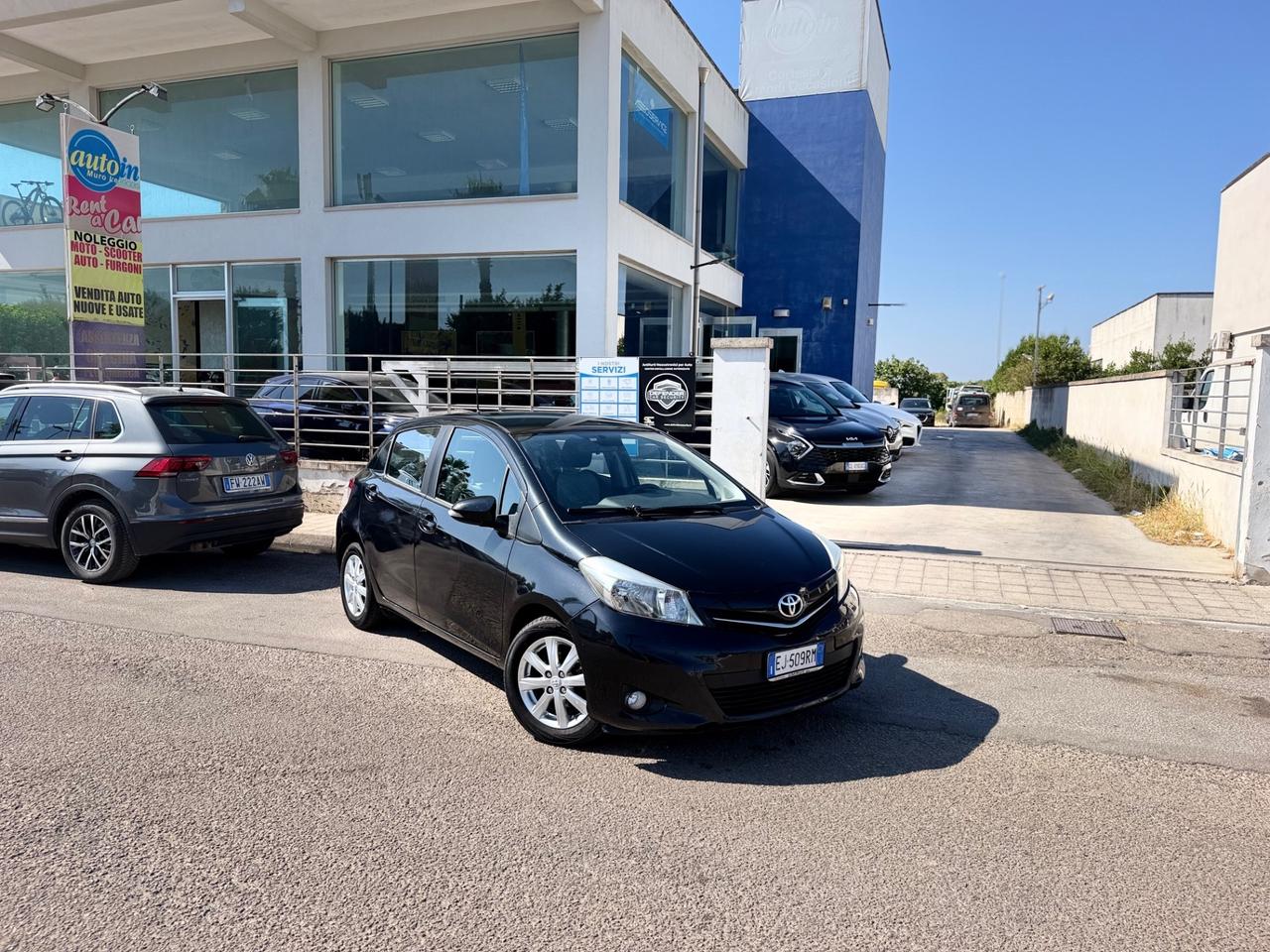 Toyota Yaris 1.0 5 porte Lounge