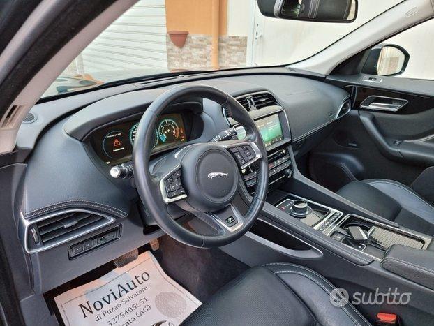 Jaguar F-Pace R-Sport 2.0d 180cv AWD Aut.