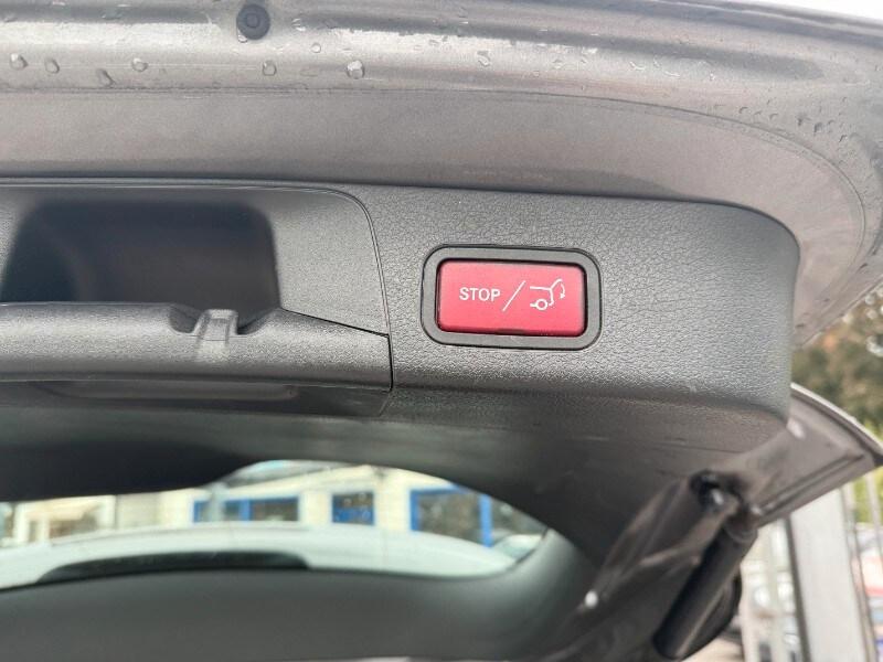 MERCEDES GLB (X247) GLB 200 d Automati...