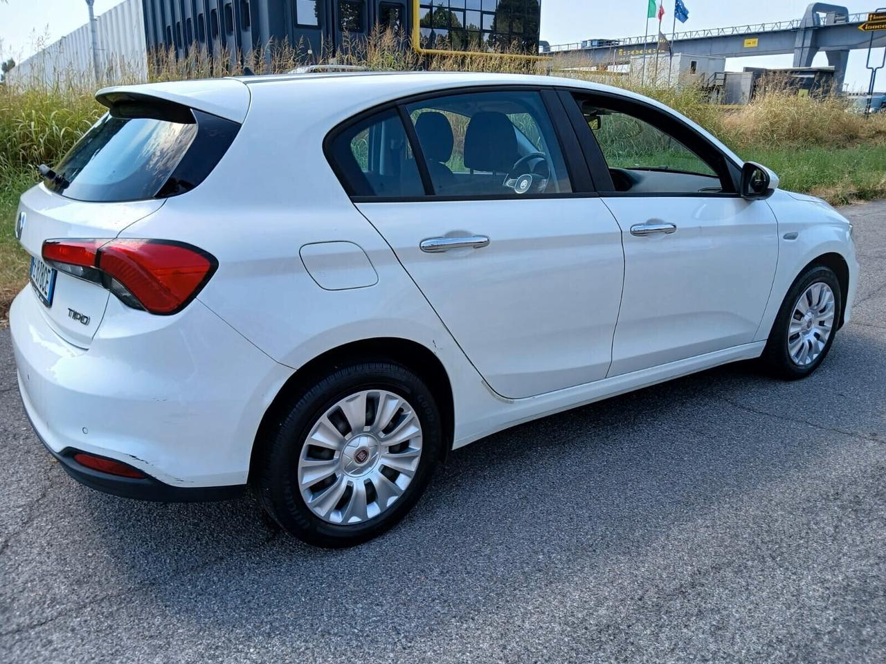 Fiat Tipo 1.4 4 porte Lounge