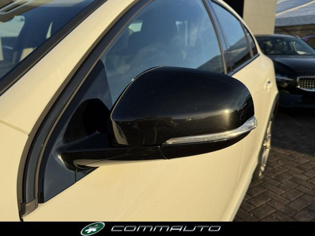 VOLVO S60 Cross Country D3 Geartronic Summum