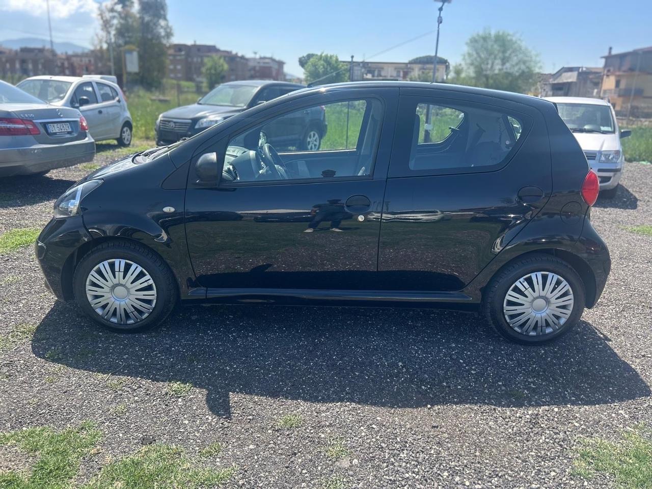 Toyota Aygo 1.0 12V VVT-i 5 porte