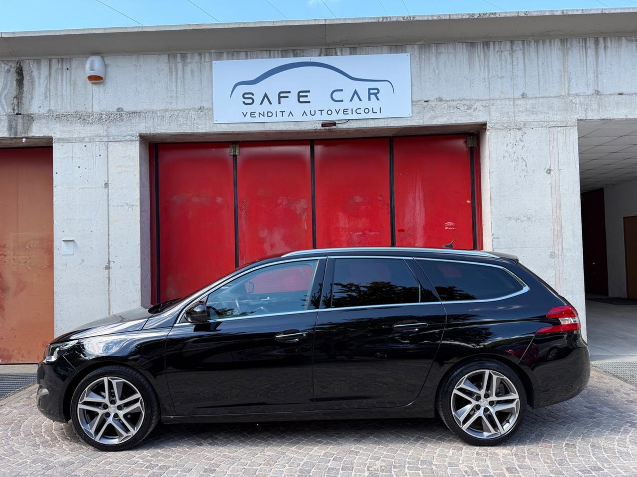 Peugeot 308 BlueHDi 150 S&S EAT6 SW Allure