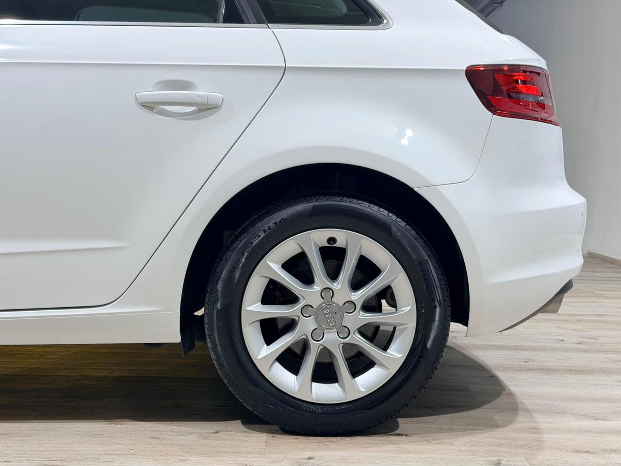 AUDI A3 SPORTBACK 1.6TDI 110CV S-TRONIC