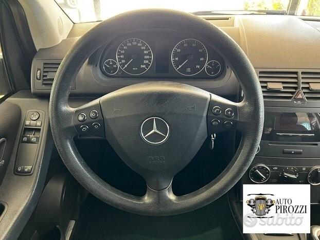 MERCEDES CLASSE A150 BENZ del 2006con 130000KM