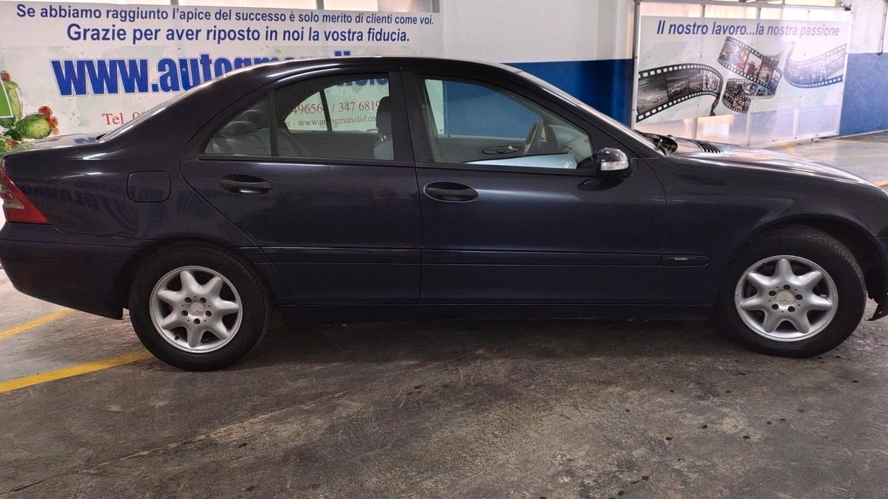 Mercedes-Benz C 220 CDI 116cv