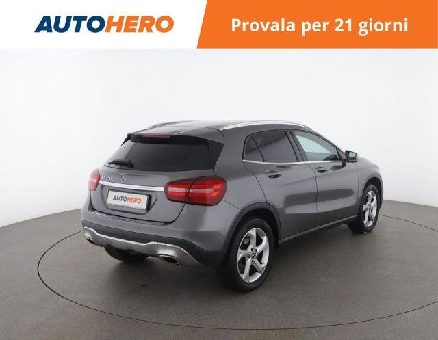 MERCEDES-BENZ GLA 200 d Automatic Sport