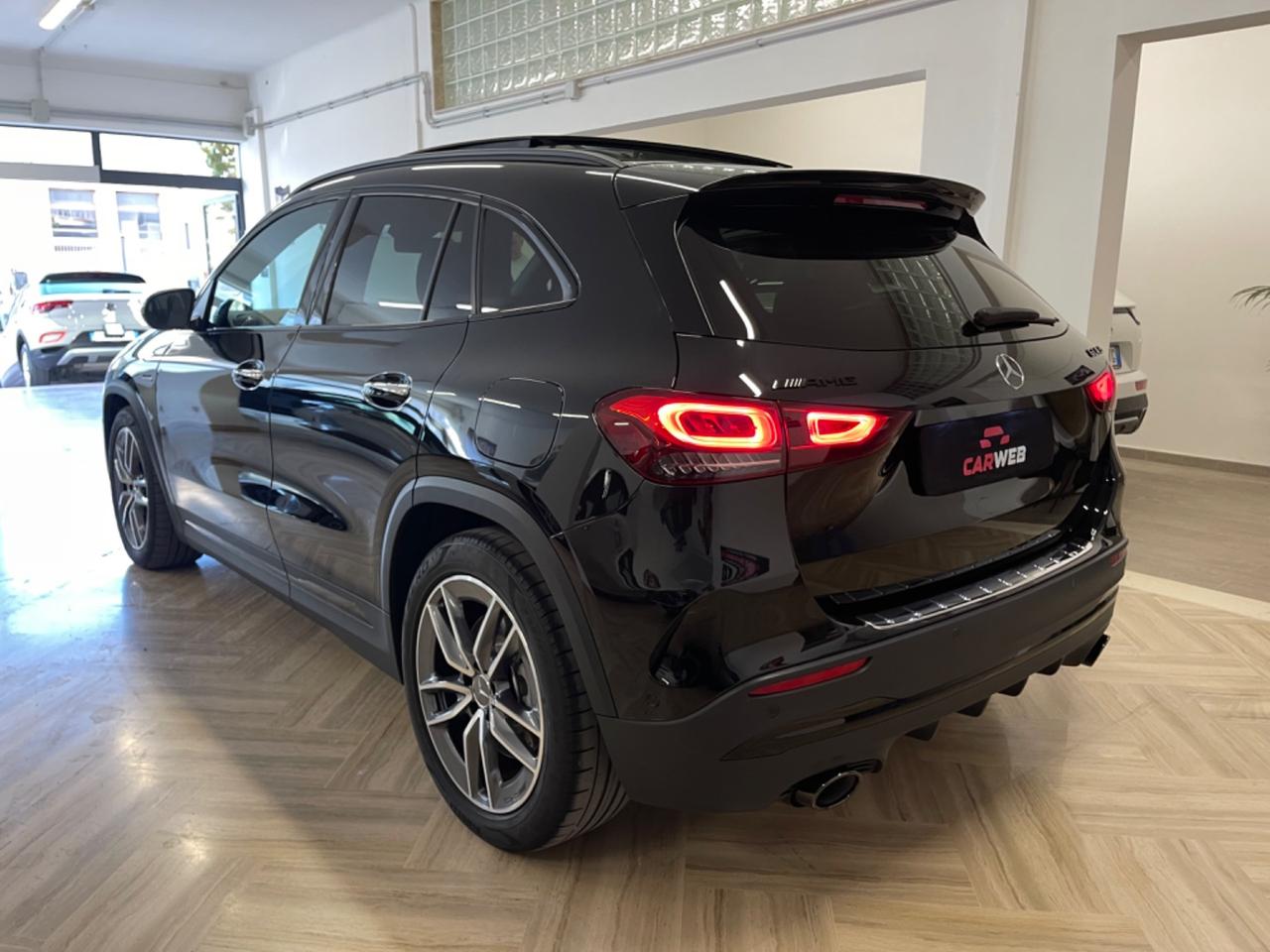 MERCEDES GLA 35 AMG 4MATIC Tetto 2022
