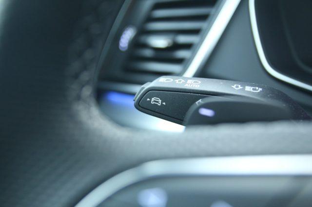 AUDI Q5 40TDI 204 CV quattro Stronic S line Tetto/Black ed